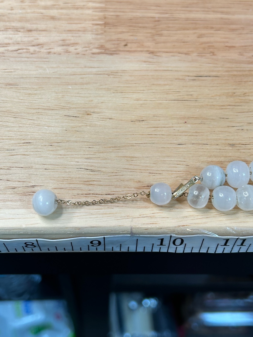 Beautiful Vintage Hong Kong Natural White Agate Necklace - Picture 7 of 10